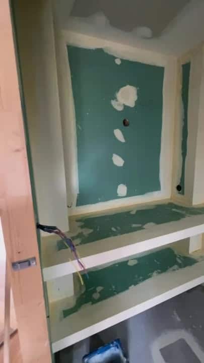 Realisation dun beton cire dans une salle de bain 1 411105288109592 - Brest, Landerneau Realisation dun beton cire dans une salle de bain 1 411105288109592 - Brest, Landerneau